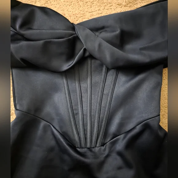 House of CB Nurul Satin Off Shoulder Mini Dress Navy Small - Picture 5 of 11